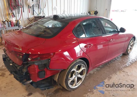 2018 Alfa Romeo Giulia Ti Sport Awd z USA, uszkodzony, nr VIN ZARFAEEN0J7579062